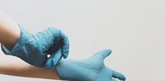 América Latina y el Caribe: Es vital ampliar drásticamente la cobertura de pruebas de detección de la COVID-19